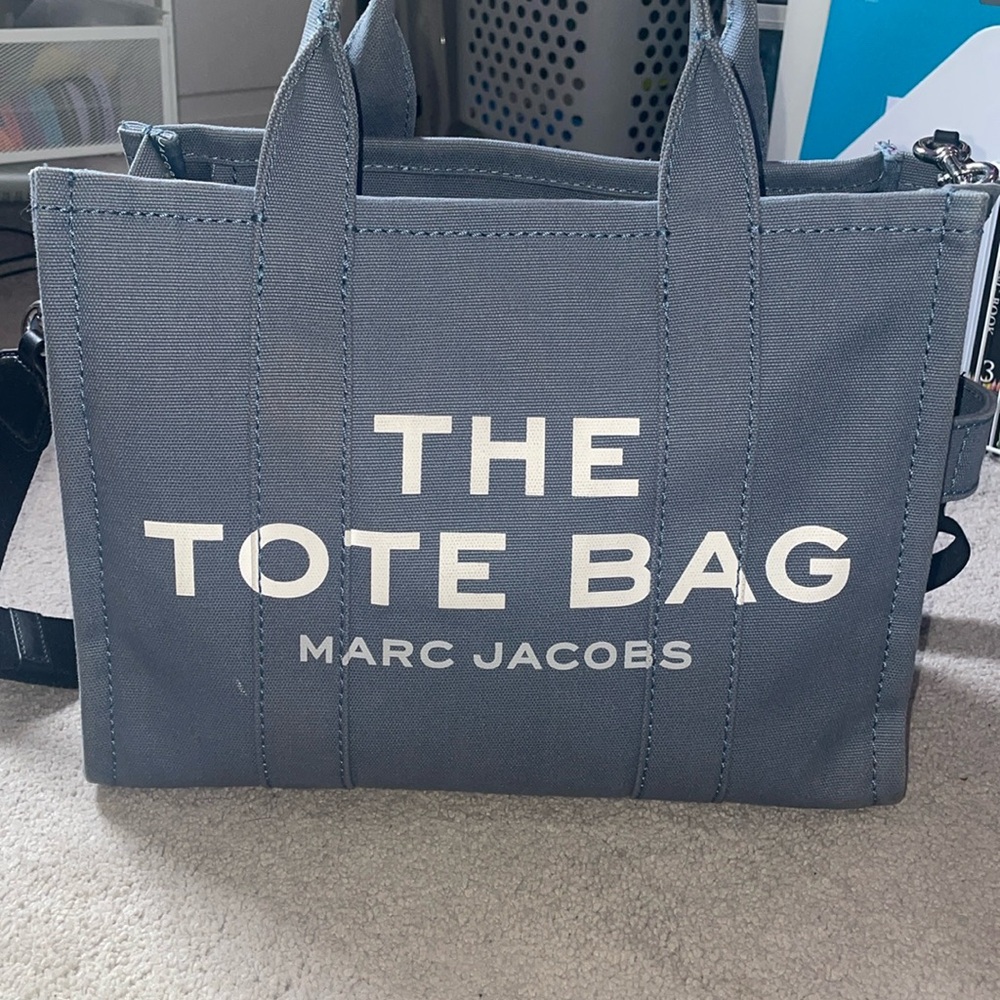 Marc Jacobs The Tote Bag medium
